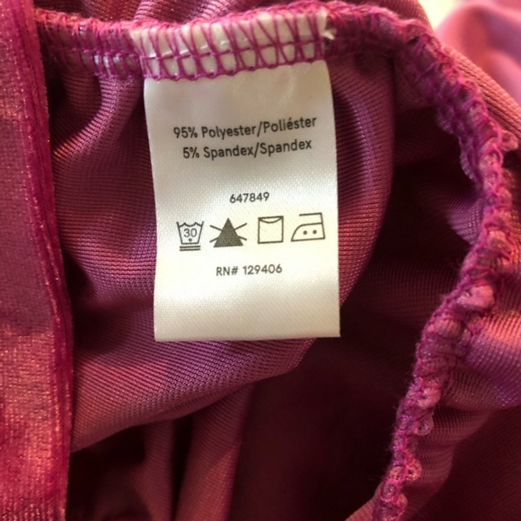 Venus Velvet Dress - Picture 4 of 7